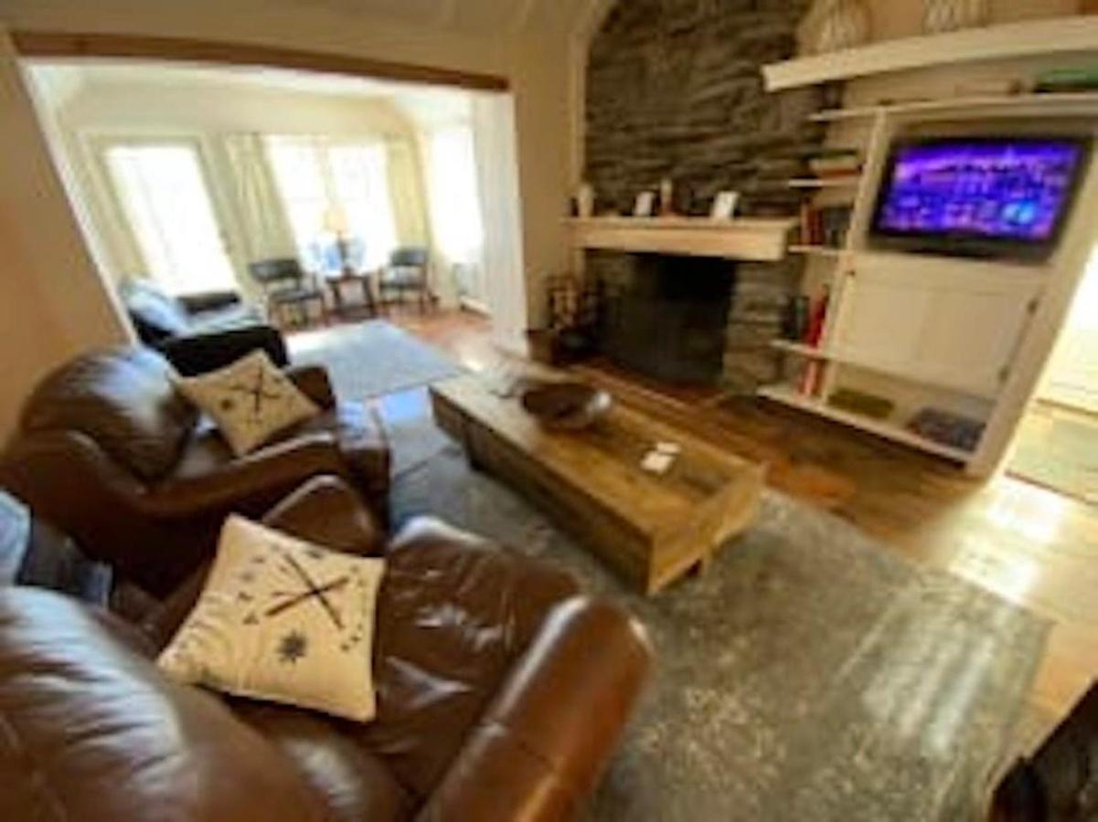 Farm Road Estate Hotel *